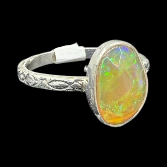 Rose Cut Oval Ethiopian Opal Ring 925 Sterling Silver Size 7 Carved Band - Picture 5 of 6